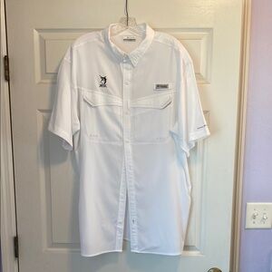 Columbia Sportwear Men’s Lightweight White Shirt XL